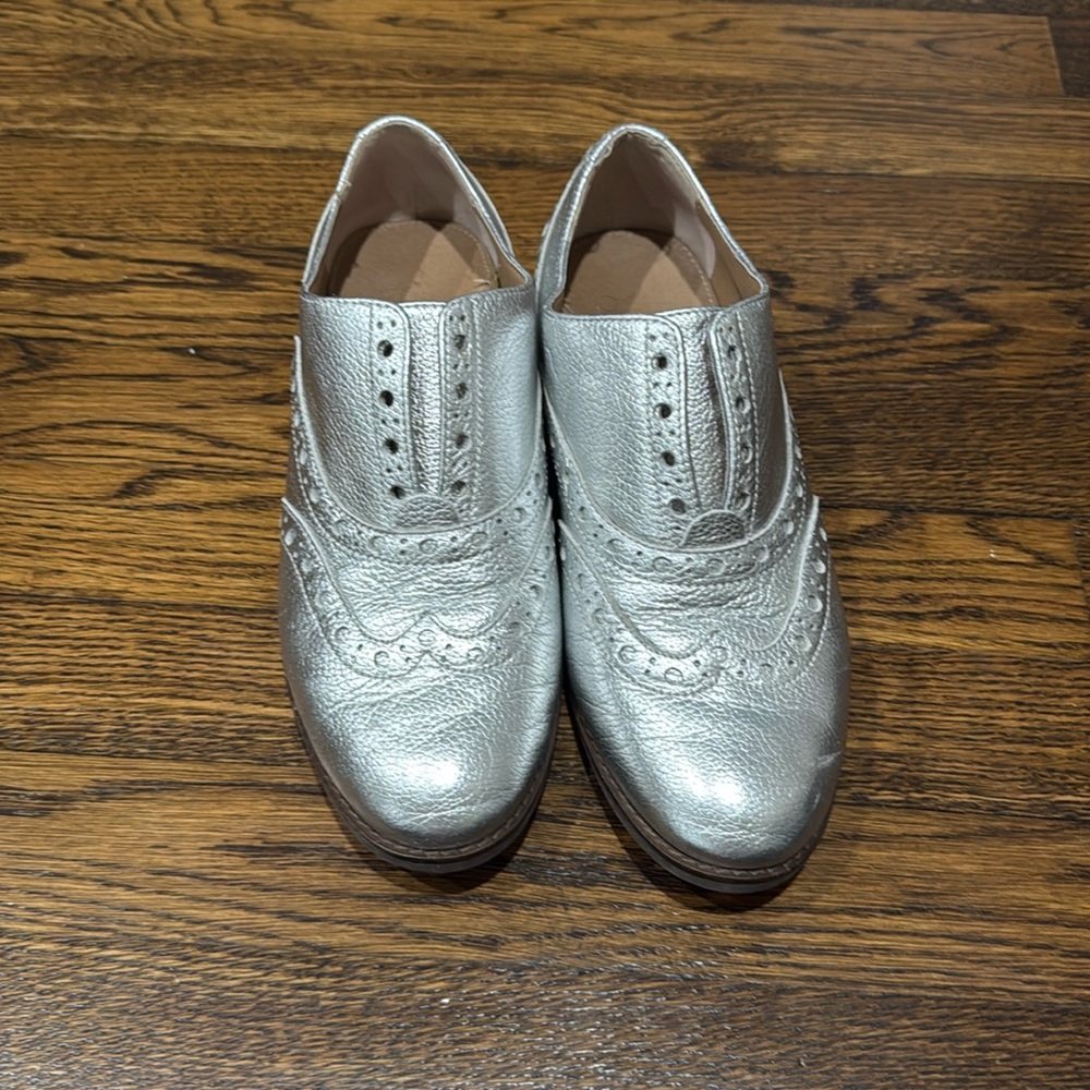 Silver Vionic Mary Jane